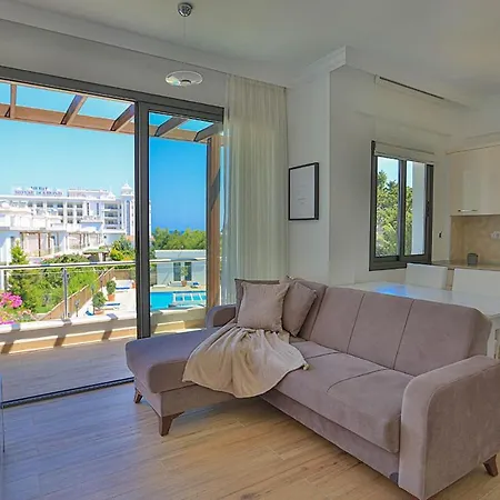 The Diamond Hidden * Kyrenia (Northern Cyprus)