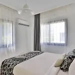 The Diamond Hidden Apartman Kerínia