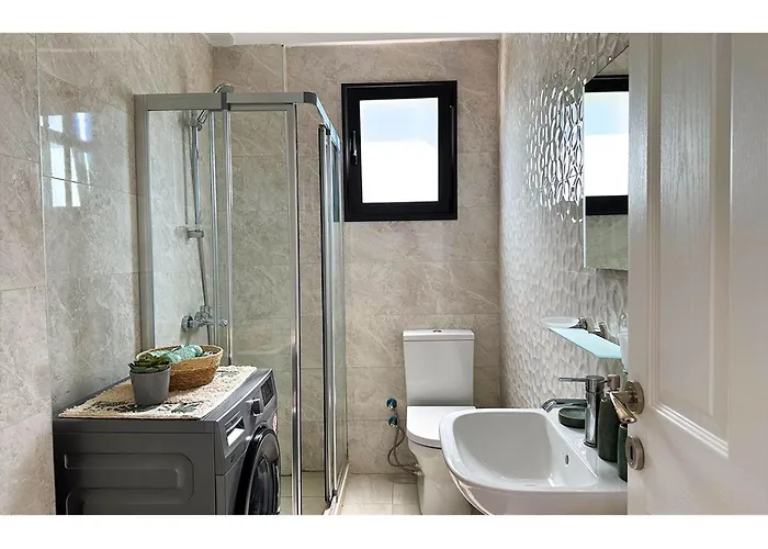 The Diamond Hidden Daire